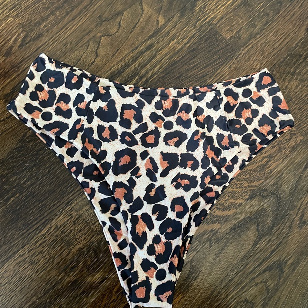 High waist bikini bottom